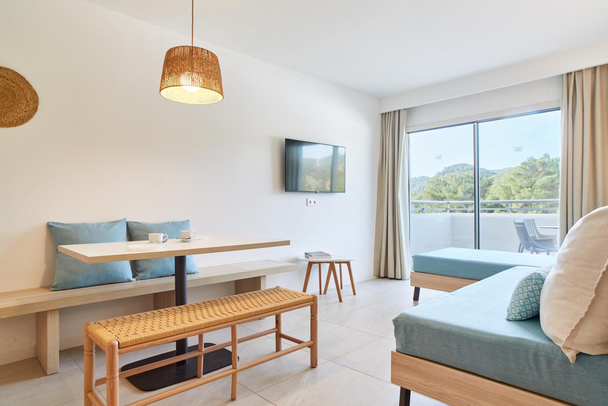 Apartamentos San Miguel Park & Esmeralda Mar Port de Sant Miguel Стая снимка